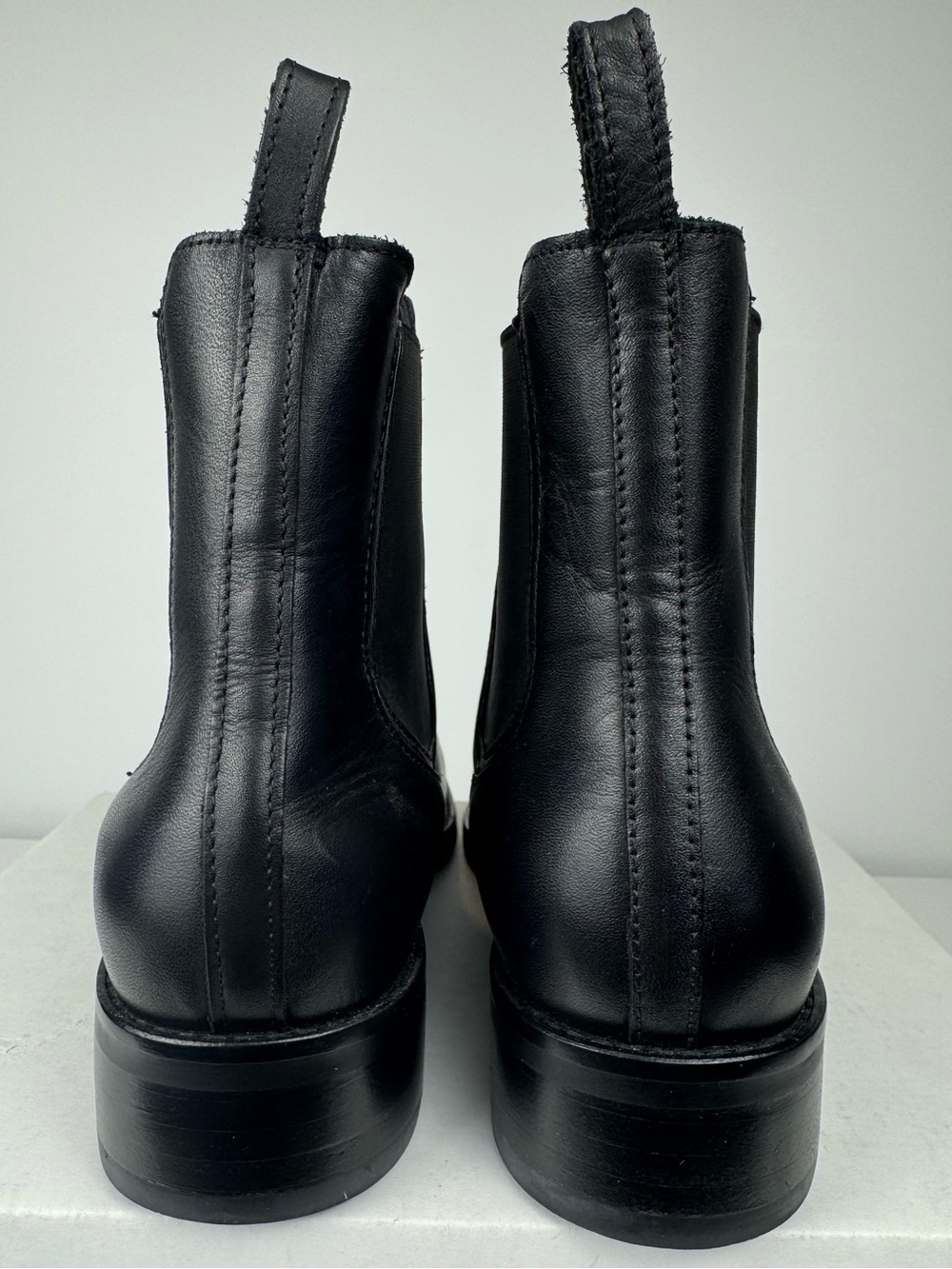 Thursday Boot Company Women’s Black Leather Duchess Chelsea Boots Size 9 Casual - Picture 8 of 11